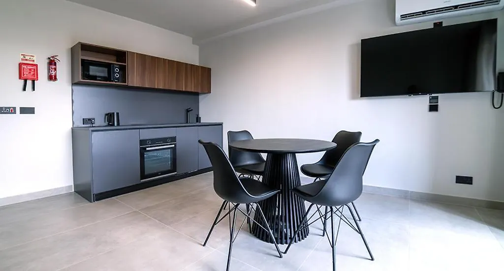 Saint Julian's Onyx Hotel מלטה